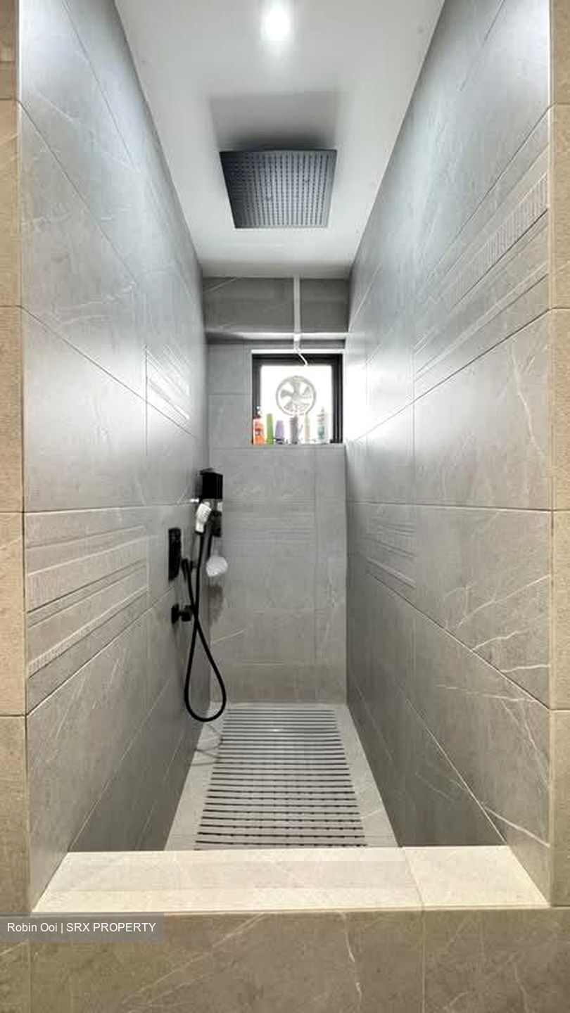 Blk 646 Hougang Avenue 8 (Hougang), HDB Executive #595791511